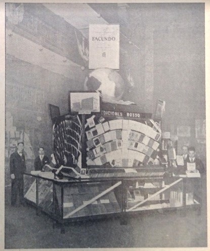 Stand de los Talleres Gráficos Argentinos L. J. Rosso.